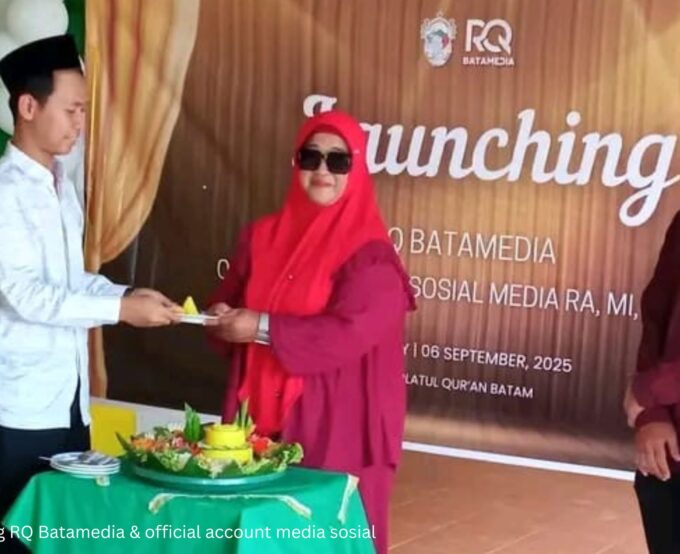 Launching RQ Batamedia dan official account media sosial Launching RQ Batamedia dan official account media sosial