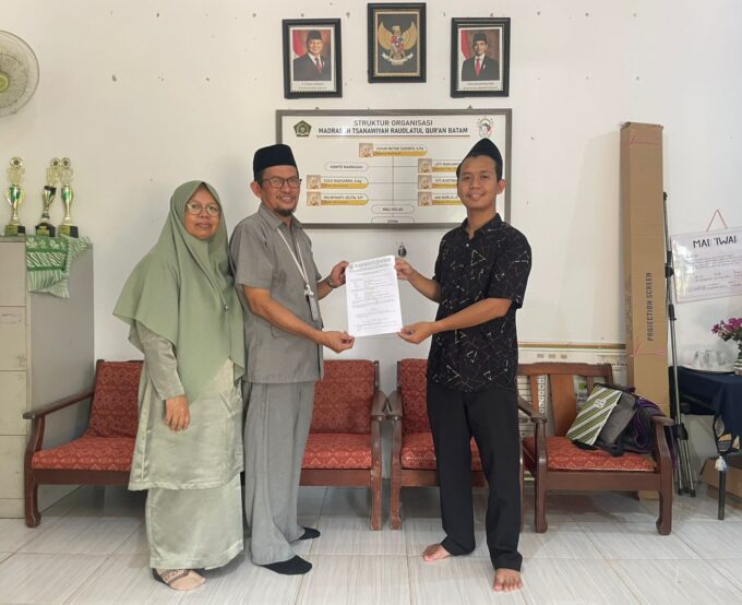 Dukungan Raudlatul Qur’an Batam kepada Rumah Tahfidz Qur’an (RTQ) Al Khair Dukungan Raudlatul Qur’an Batam kepada Rumah Tahfidz Qur’an (RTQ) Al Khair