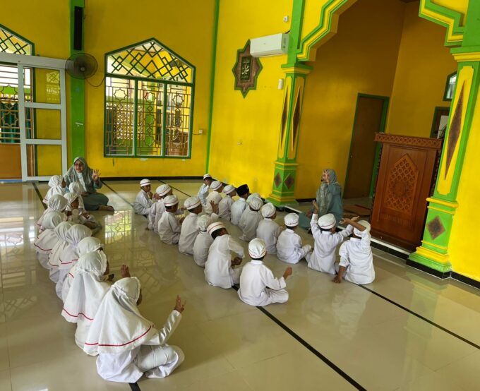 Khutbah Jumat: Ikhtiar Mewujudkan Generasi Pintar, Benar, dan Segar