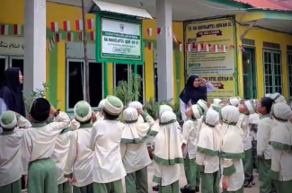 Belajar Ceria dan Islami di RA Raudlatul Qur’an Batam 01 Belajar Ceria dan Islami di RA Raudlatul Qur’an Batam 01