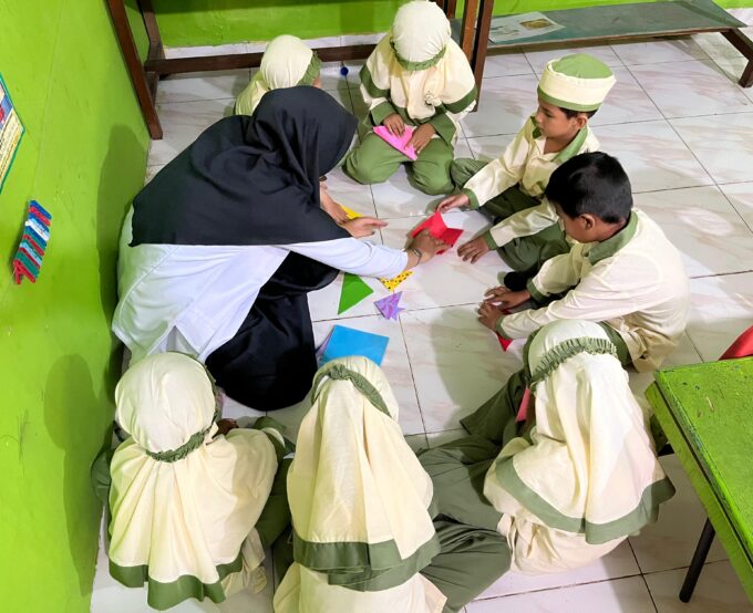 Membangun Dasar yang Kuat di Masa Emas Anak — RA Raudlatul Qur’an 01 Batam Membangun Dasar yang Kuat di Masa Emas Anak — RA Raudlatul Qur’an 01 Batam
