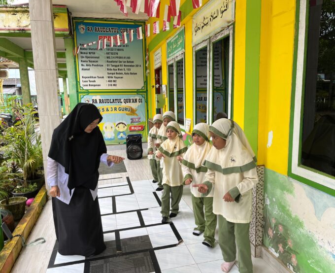 RA Raudlatul Qur'an Batam 01 Pembelajaran Menyenangkan untuk Membentuk Generasi Qur’ani Cerdas & Berkarakter