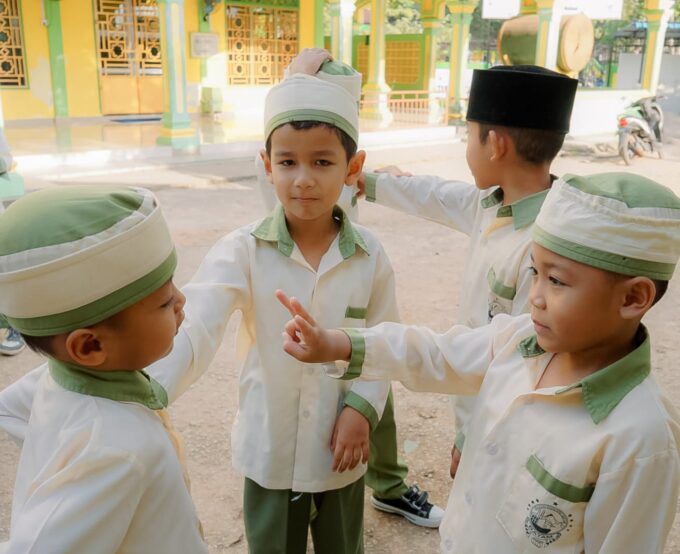 Pembelajaran Bermakna yang Mengesankan Anak di RA Raudlatul Qur’an 01 Batam