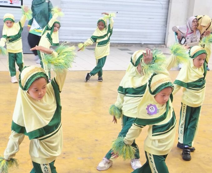 Penampilan Anak-anak RA Raudlatul Qur’an 2 Sagulung Batam Meriahkan AKSI 03 Ajang Kreativitas Anak Islami