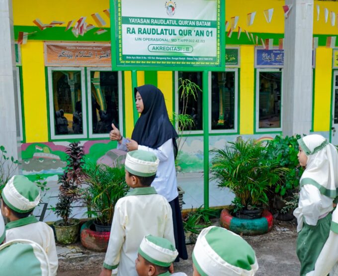 RA Raudlatul Qur’an 01 Batam Tanamkan Nilai Disiplin dan Akhlak Mulia Melalui Kegiatan Pembiasaan Pagi