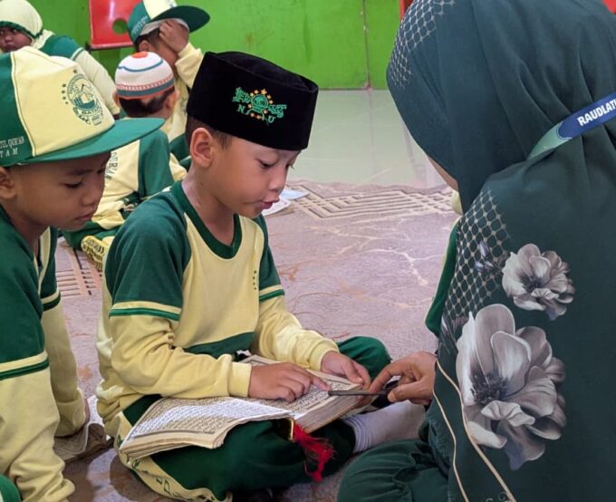 Pesantren Kilat Ramadhan: Menanamkan Cinta Al-Qur’an Sejak Dini