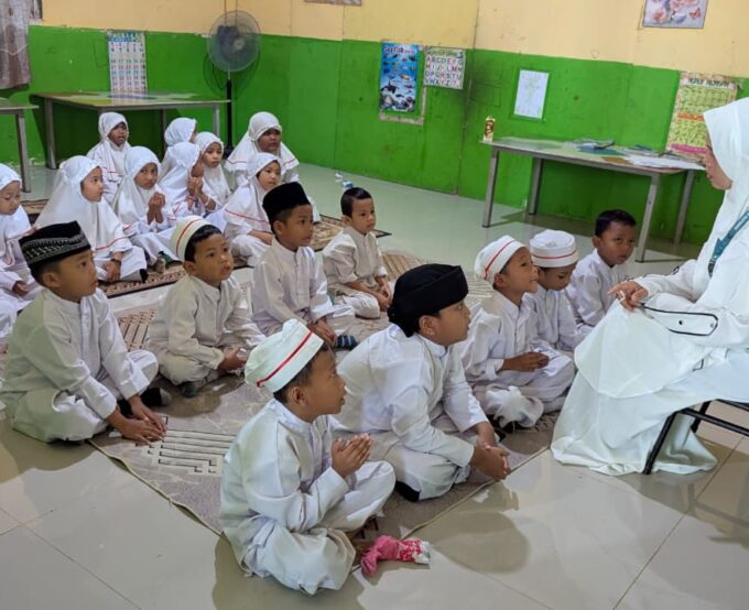 Belajar Makna Puasa Sejak Dini: Pesantren Kilat RA Raudlatul Qur’an 2 Sagulung Batam