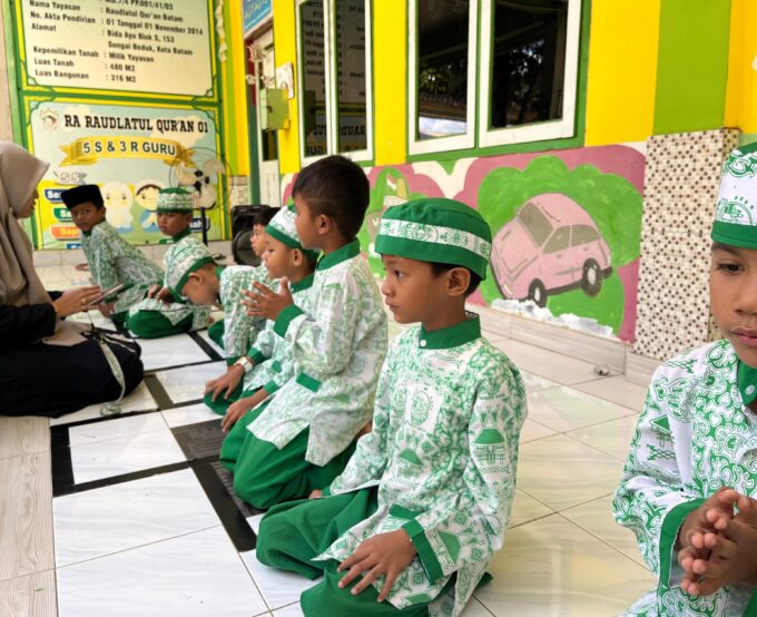 Semangat dan Keceriaan, Siswa RA Raudlatul Qur’an 01 Batam Latihan Menari