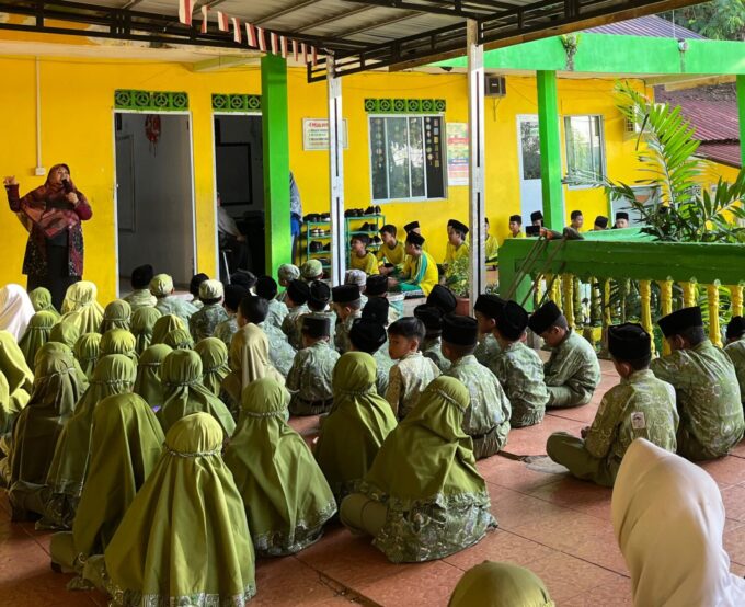 MI Raudlatul Qur’an Batam: Cara Menumbuhkan Semangat Belajar Siswa Kelas 1 agar Tidak Hanya Ingin Bermain