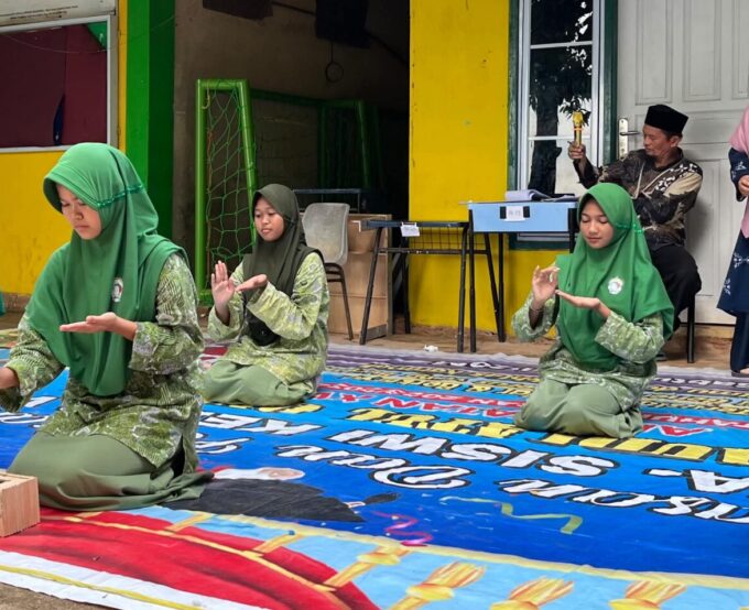 Semangat Persiapan Perpisahan, MTs Raudlatul Qur’an Batam Tampilkan Kekompakan dan Kreativitas Siswa