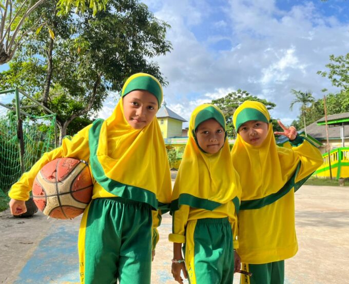 Semangat Kebersamaan dan Sportivitas Warnai Class Meeting MI Raudlatul Qur'an Batam