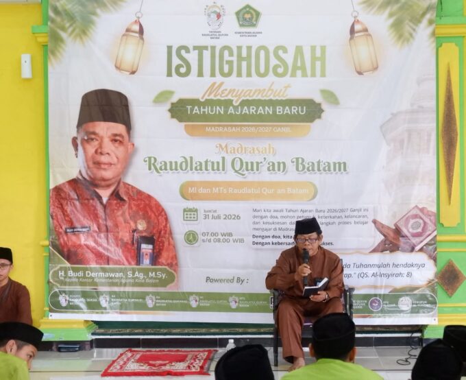 Mengawali Tahun Ajaran Baru dengan Istighosah, MI & MTs Raudlatul Qur'an Batam Memohon Keberkahan dan Kesuksesan