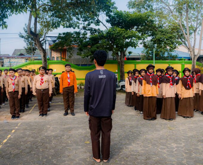Pramuka MI Raudlatul Qur'an Batam: Membentuk Generasi Mandiri, Disiplin, dan Berkarakter Islami