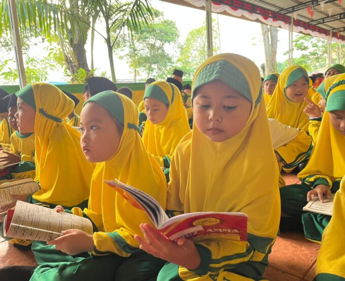 Daily Activity - MURAJAAH PAGI, AWALI HARI DENGAN AL-QUR’AN